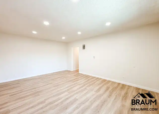 Property at 13129 Oxnard St Unit 15, Van Nuys, CA, 91401, 2 beds, 2 baths, [object Object]