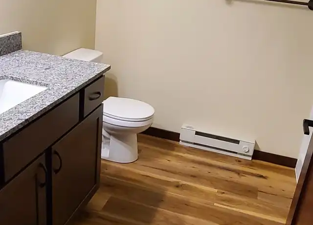 Property at 902 Menomonie St Unit 31, Eau Claire, WI, 54703, 1 bed, 1 bath, [object Object]