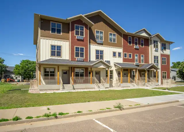 Property at 902 Menomonie St Unit 31, Eau Claire, WI, 54703, 1 bed, 1 bath, [object Object]