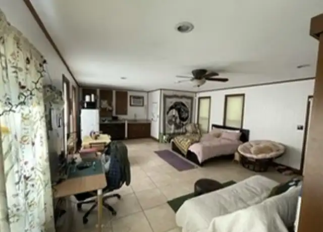 Property at 2156 NW 4th Pl Unit 1, Gainesville, FL, 32603, 1 bed, 1 bath, [object Object]