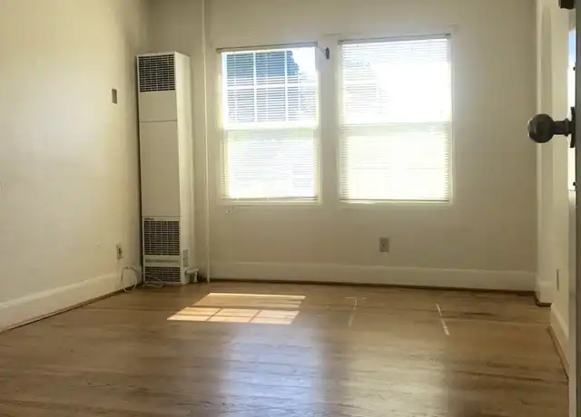 Property at 236 SE 32nd Ave Unit 104, Portland, OR, 97214, 1 bed, 1 bath, [object Object]