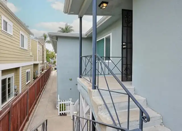 Property at 751 D Ave, Coronado, CA, 92118, 2 beds, 1 bath, [object Object]