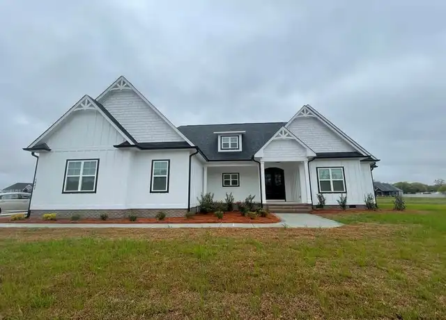 Property at 5841 Dottie Cir, Hope Mills, NC, 28348, 3 beds, 3.5 baths, [object Object]