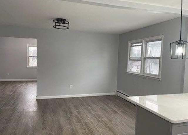 Photo of 9 Bryn Mawr Pl, Yonkers, NY 10701