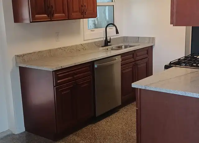 Property at 9098 Southern Comfort Dr, Largo, FL, 33773, 3 beds, 1 bath, [object Object]