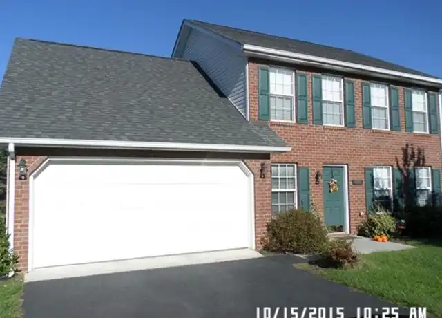 Property at 220 Windsor Dr, Christiansburg, VA, 24073, 4 beds, 2.5 baths, [object Object]