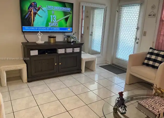 Property at 17 Westbury a #17, Deerfield Beach, FL, 33442, 1 bed, 1 bath, [object Object]