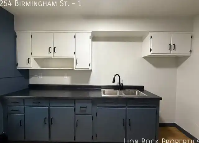 Property at 254 Birmingham St Unit 1, St Paul, MN, 55106, 1 bed, 1 bath, [object Object]