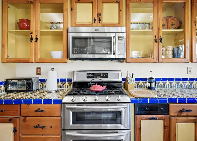 Property at 7452 Regency Dr, Palm Springs, CA, 92264, 2 beds, 2.5 baths, [object Object]