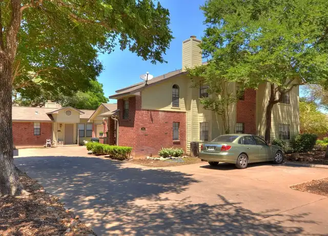 Property at 9524 Woodvale Dr Unit A, Austin, TX, 78729, 2 beds, 2.5 baths, [object Object]