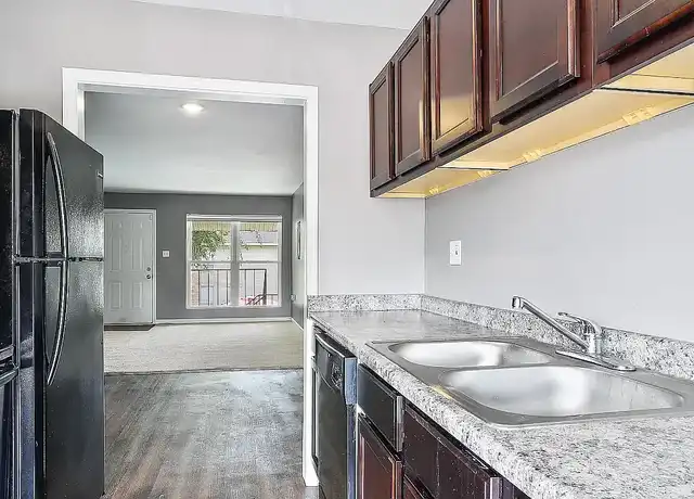 Property at Scarlet Oak Village - 2022 Lobdell Blvd, Baton Rouge, LA, 70806, 1 bed, 1 bath, [object Object]