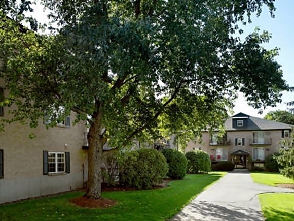 Sagamore Court 559 Sagamore Ave Portsmouth NH 03801 Redfin Sagamore Court 559 Sagamore Ave Portsmouth NH 03801 Redfin