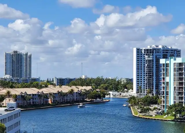 Property at 3725 S Ocean Dr #727, Hollywood, FL, 33019, 2 beds, 2 baths, [object Object]