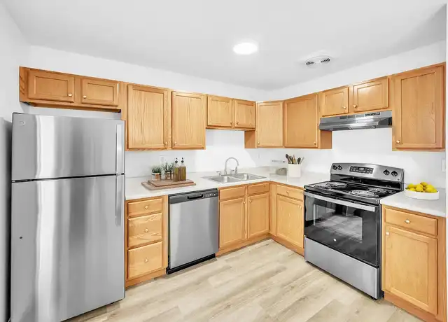 Property at Windsor Terrace - 502 West River Rd, Hooksett, NH, 03106, 2 beds, 1.5-2 baths, [object Object]