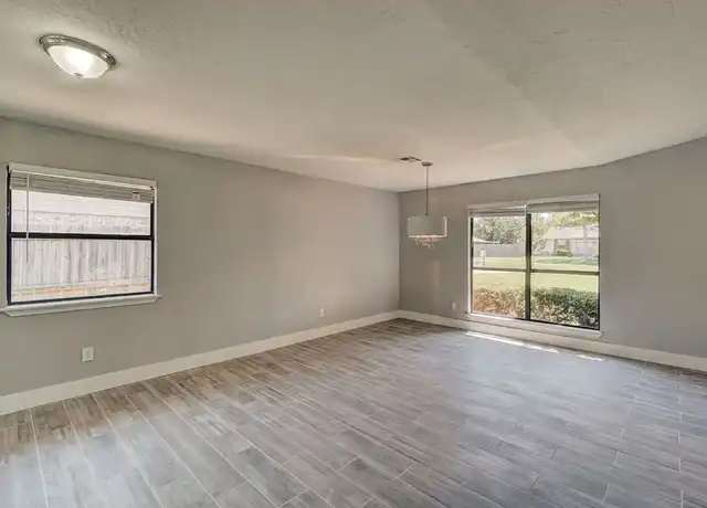 Property at 7107 NW Birch Pl, Lawton, OK, 73505, 3 beds, 2 baths, [object Object]
