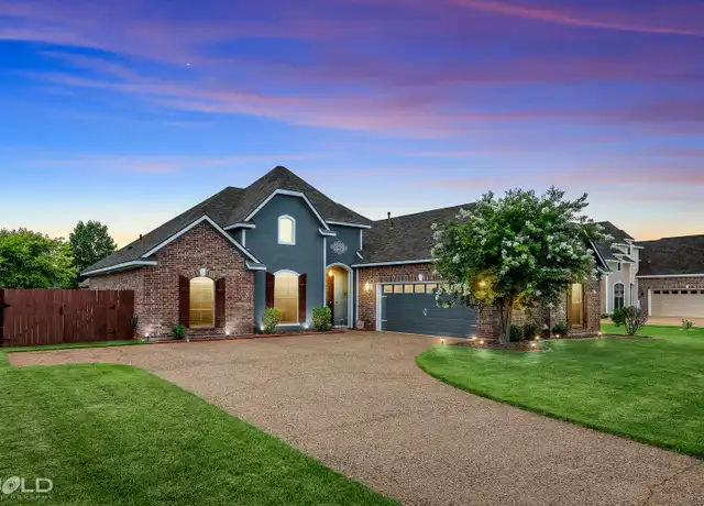 Property at 410 Half Moon Ln, Bossier City, LA, 71111, 4 beds, 2 baths, [object Object]