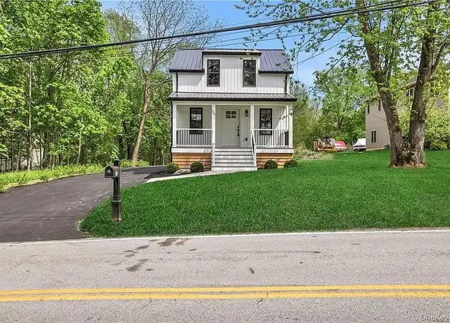 Property at 386 Lakeside Rd, Newburgh, NY, 12550, 3 beds, 1 bath, [object Object]