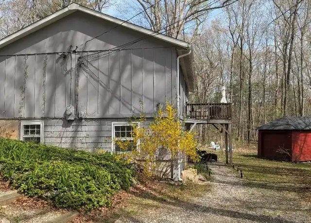 Property at 515 Newtown Tpke, Weston, CT, 06883, 4 beds, 2 baths, [object Object]