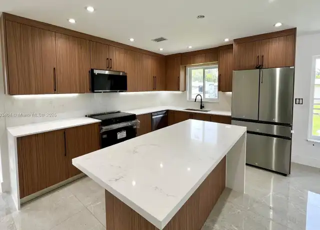 Property at 1590 SW 139th Ave Unit 1590, Davie, FL, 33325, 4 beds, 2 baths, [object Object]