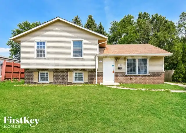 Property at 1493 Glen Ellyn Rd, Glendale Heights, IL, 60139, 3 beds, 1 bath, [object Object]