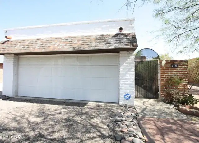 Property at 2139 E 10th St, Tucson, AZ, 85719, 3 beds, 2 baths, [object Object]