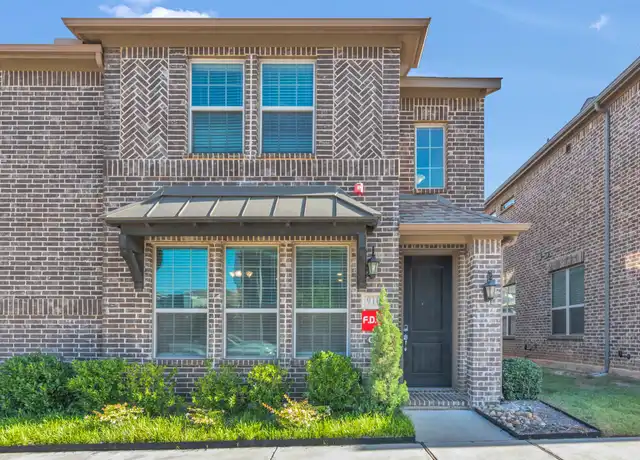 Property at 910 Estelle Dr Unit 1, Euless, TX, 76040, 3 beds, 2.5 baths, [object Object]