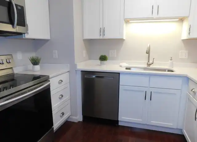Property at 780 Willard St Unit C9, Quincy, MA, 02169, 2 beds, 1 bath, [object Object]