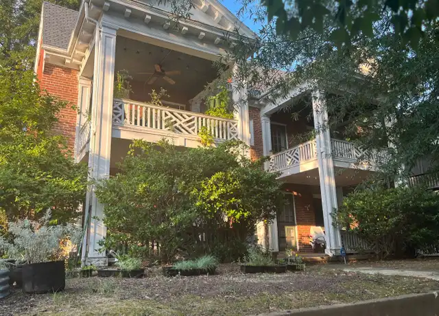Property at 3228 W Grace St Unit A, Richmond, VA, 23221, 2 beds, 1 bath, [object Object]