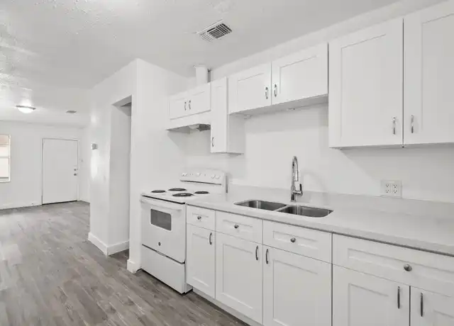 Property at 7819 Glass St, Houston, TX, 77016, 2 beds, 1 bath, [object Object]
