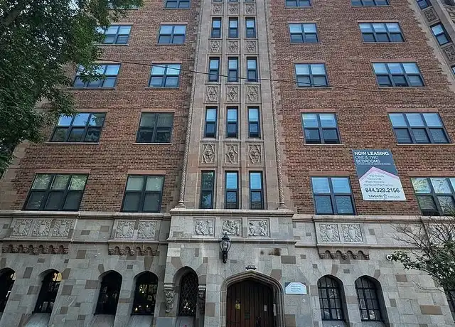 Property at Farcroft Park Apartments - 1337 W Fargo Ave, Chicago, IL, 60626, 2 beds, 1 bath, [object Object]