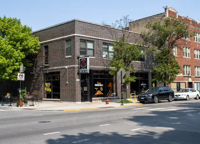 Property at 3208 W Belle Plaine Ave Unit 2, Chicago, IL, 60618, 2 beds, 1 bath, [object Object]