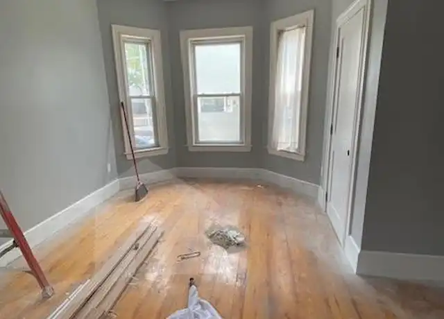 Property at 295 Windsor St Unit 2, Cambridge, MA, 02139, 3 beds, 1 bath, [object Object]