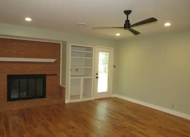Property at 3316 Darby Ln, Denton, TX, 76207, 3 beds, 2 baths, [object Object]