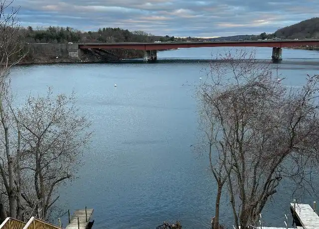 Property at 20 C Oakland Ave Unit 20B, Shrewsbury, MA, 01545, 1 bed, 2 baths, [object Object]