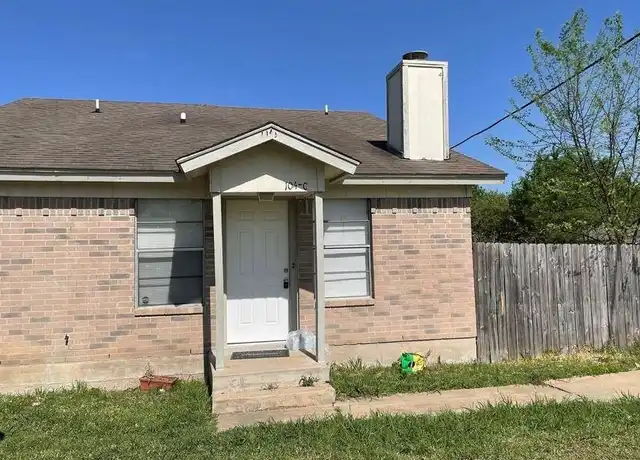 Property at 104 Jim Cage Ln Unit C, Hutto, TX, 78634, 3 beds, 2 baths, [object Object]