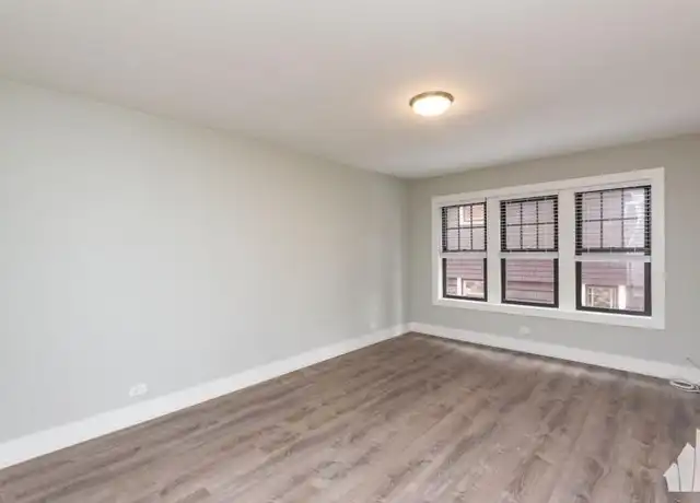 Property at 1128 Maple Ave, Evanston, IL, 60202, 2 beds, 1 bath, [object Object]