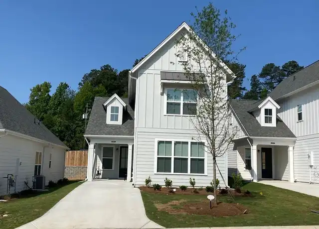 Property at 2028 Harvest Pond Cir, Suwanee, GA, 30024, 3 beds, 2.5 baths, [object Object]