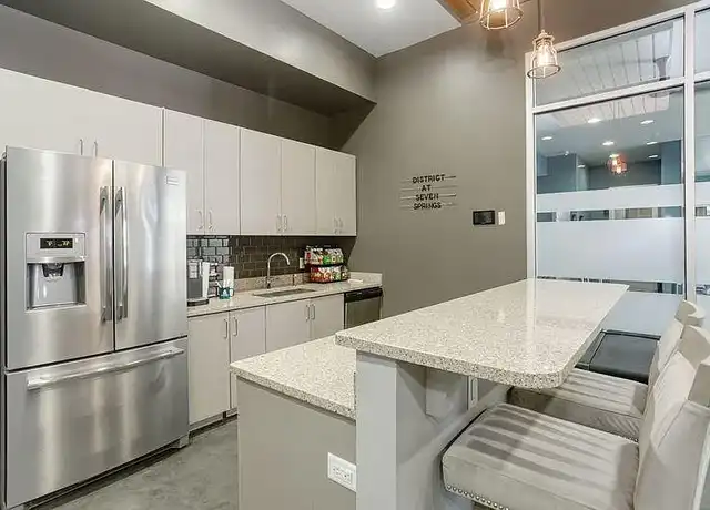 Property at District at Seven Springs - 300 Seven Springs Way, Brentwood, TN, 37027, 1-2 bed, 1-2 bath, [object Object]