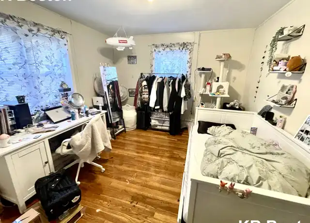 Property at 2 President Ter Unit 2, Boston, MA, 02134, 1 bed, 1 bath, [object Object]
