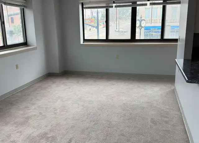 Property at 59 Lincoln Way E Unit 205, Massillon, OH, 44646, 1 bed, 1 bath, [object Object]