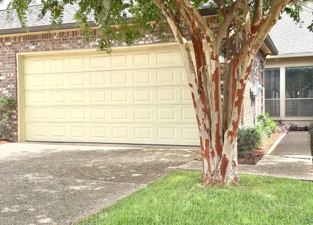 Property at 40015 Champion Tif Dr E, Gonzales, LA, 70737, 3 beds, 2 baths, [object Object]