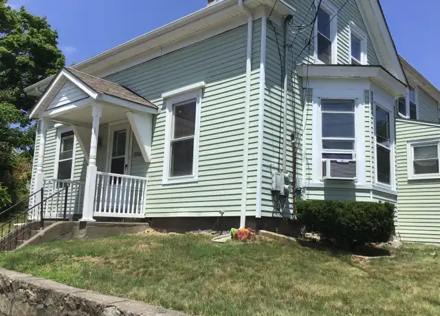 Property at 285 Nahatan St Unit 2, Norwood, MA, 02062, 3 beds, 1 bath, [object Object]