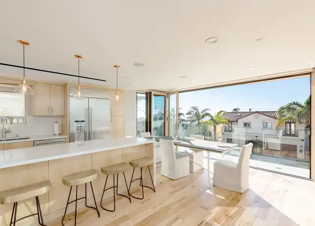 Property at 814 Monterey Blvd, Hermosa Beach, CA, 90254, 3 beds, 3 baths, [object Object]