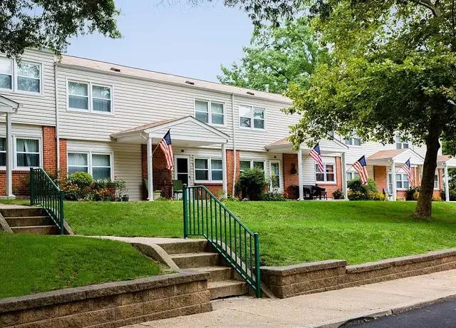 Photo of 3 Sycamore Ct, Annapolis, MD 21402