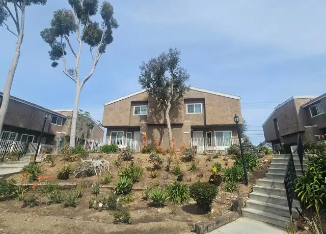 Property at 1567 W Jefferson Blvd #27, Los Angeles, CA, 90018, 3 beds, 2.5 baths, [object Object]