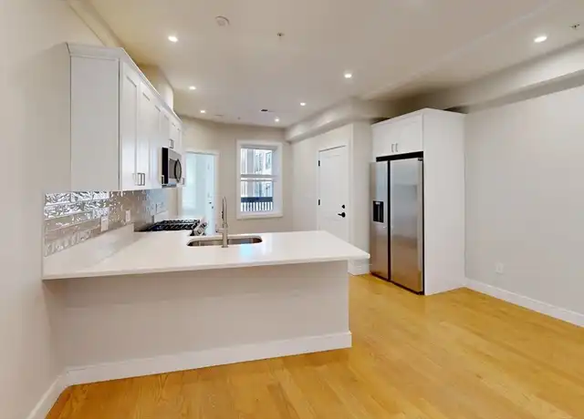 Property at 161 Allston St Unit 4, Boston, MA, 02134, 4 beds, 1 bath, [object Object]