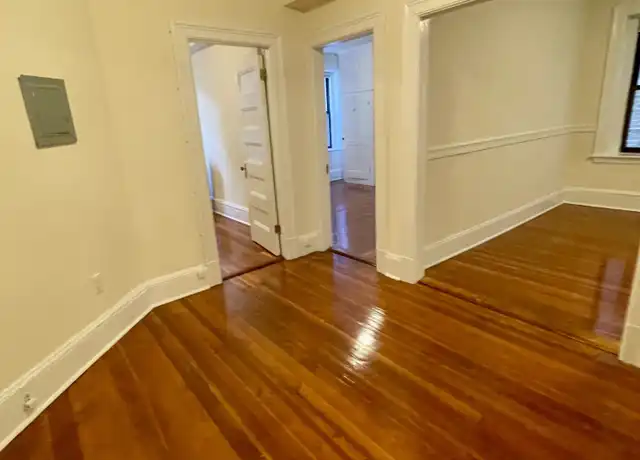 Property at 885 Massachusetts Ave Unit 8, Cambridge, MA, 02139, 2 beds, 1 bath, [object Object]