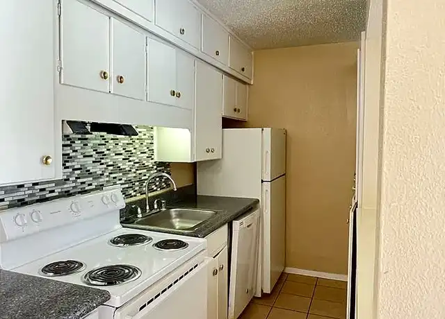 Property at Handley Oaks Apartments - 2120 Handley Dr, Fort Worth, TX, 76112, 1-2 bed, 1-1.5 bath, [object Object]
