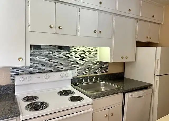 Property at Handley Oaks Apartments - 2120 Handley Dr, Fort Worth, TX, 76112, 1-2 bed, 1 bath, [object Object]