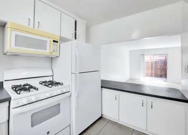 Property at 495 E Twin Palms Dr Unit 47, Palm Springs, CA, 92264, 1 bed, 1 bath, [object Object]